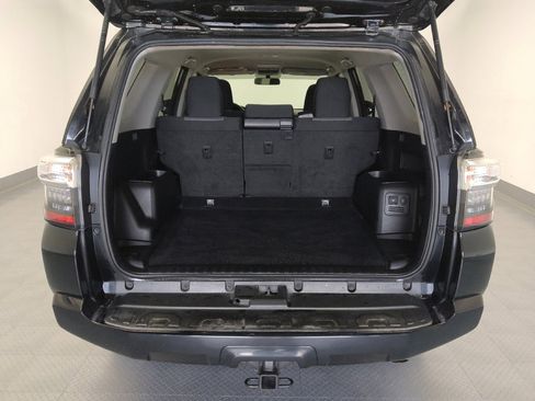 Used 2019 Toyota 4Runner SR5 image 29