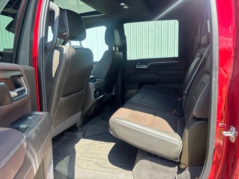 Used 2024 GMC Sierra 3500 Denali w/ Denali Reserve Package AWD/4WD image 10