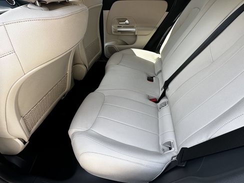 Certified 2026 Mercedes-Benz GLA 250 w/ Exclusive Package image 24