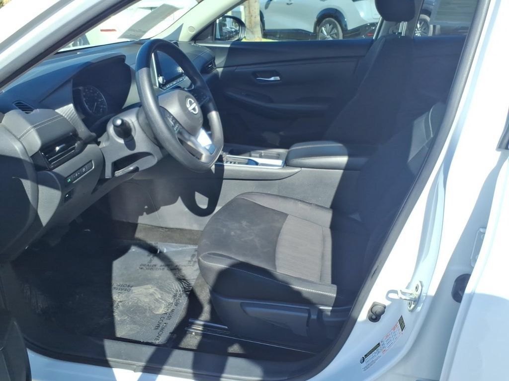 Certified 2024 Nissan Sentra SV FWD image 11