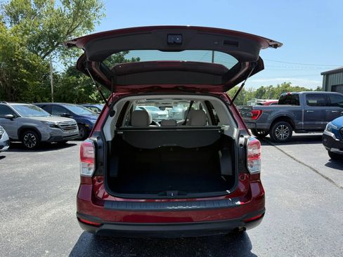 Used 2017 Subaru Forester 2.5i Premium AWD/4WD image 30