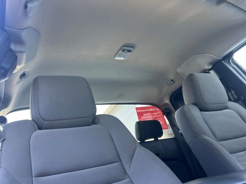 Certified 2023 Nissan Frontier S image 18