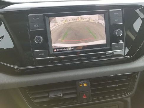 Used 2022 Volkswagen Taos S image 20