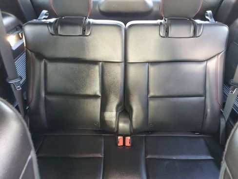 Used 2022 Ford Explorer ST-Line image 13