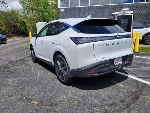 Used 2025 Nissan Murano SL image 3