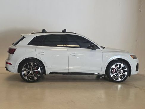 Used 2023 Audi SQ5 Premium Plus w/ Premium Plus Package AWD/4WD image 4