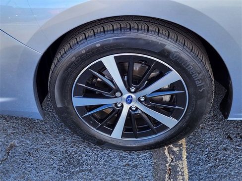 Used 2023 Subaru Impreza Premium w/ Popular Package #3 image 9