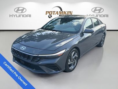 Certified 2025 Hyundai Elantra SEL