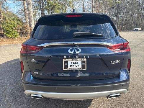 Certified 2025 INFINITI QX50 Luxe image 6