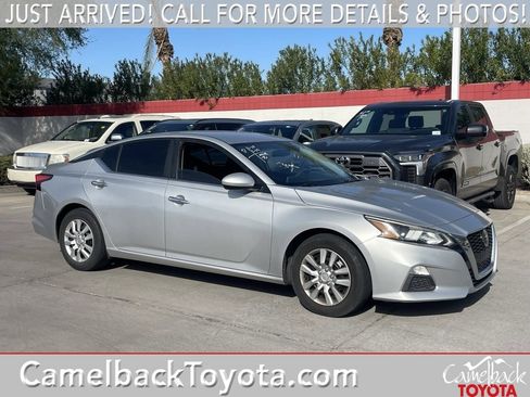 Used 2020 Nissan Altima 2.5 S image 1