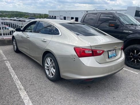 Used 2016 Chevrolet Malibu LT FWD image 6