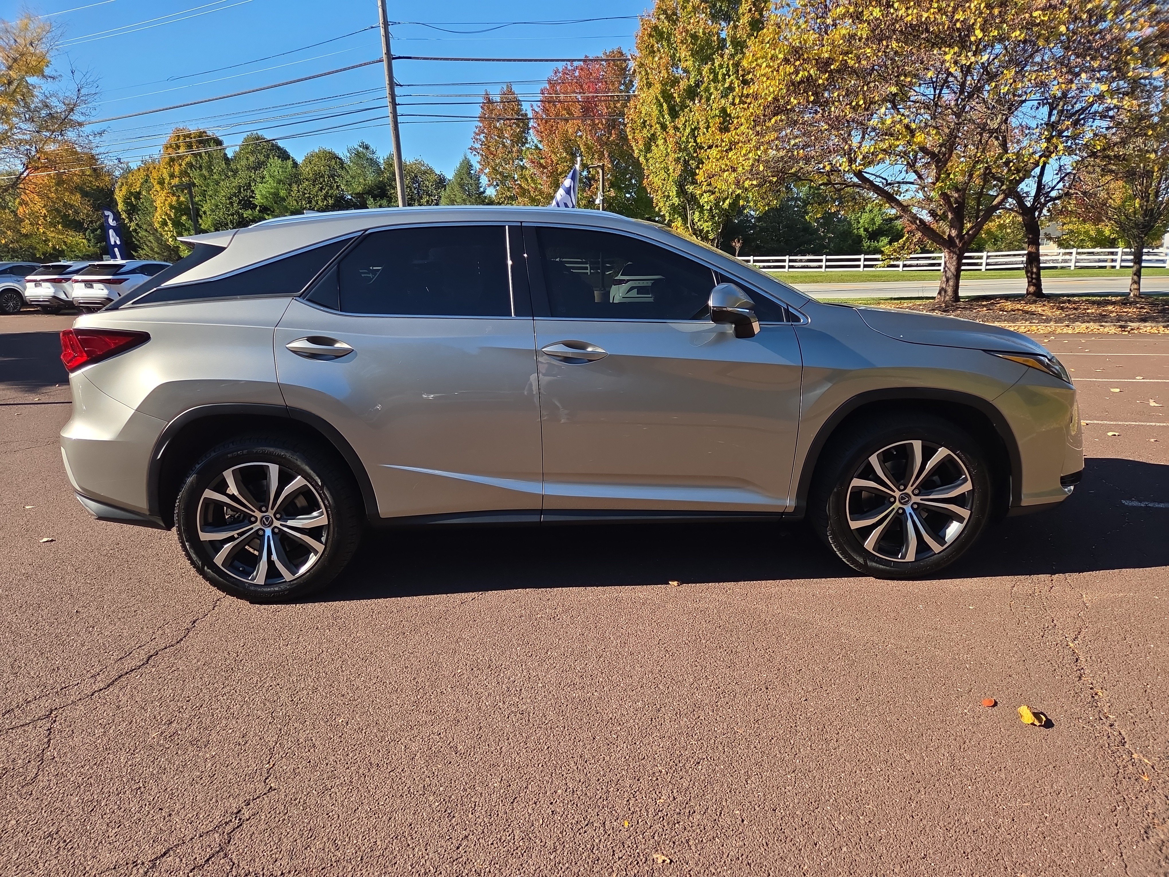 Used 2019 Lexus RX 350 AWD w/ Navigation Package image 2