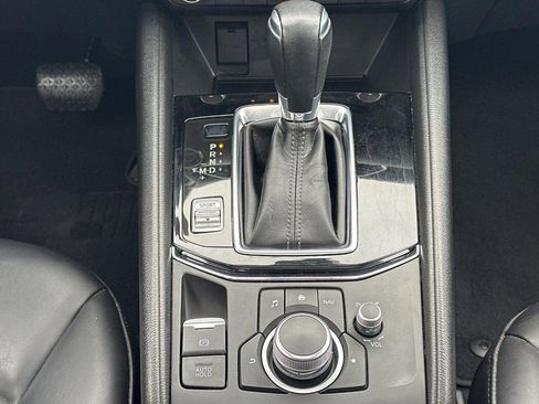 Used 2019 MAZDA CX-5 Touring image 16