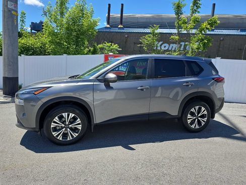Used 2023 Nissan Rogue SV AWD/4WD image 11