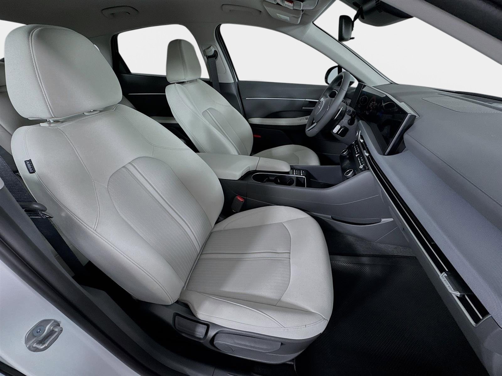 New 2026 Hyundai Sonata SEL FWD image 26