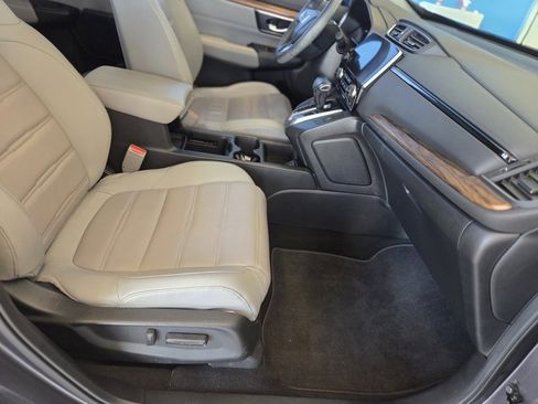 Used 2018 Honda CR-V Touring image 22