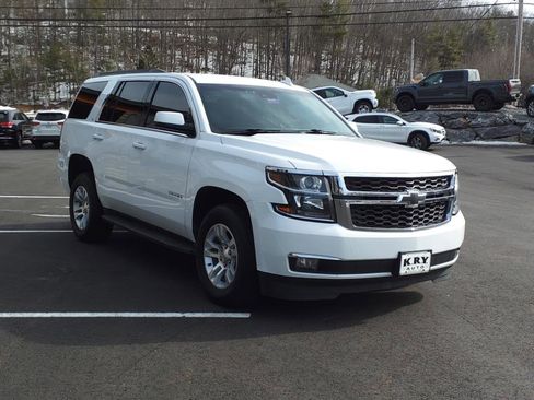Used 2019 Chevrolet Tahoe LT image 3