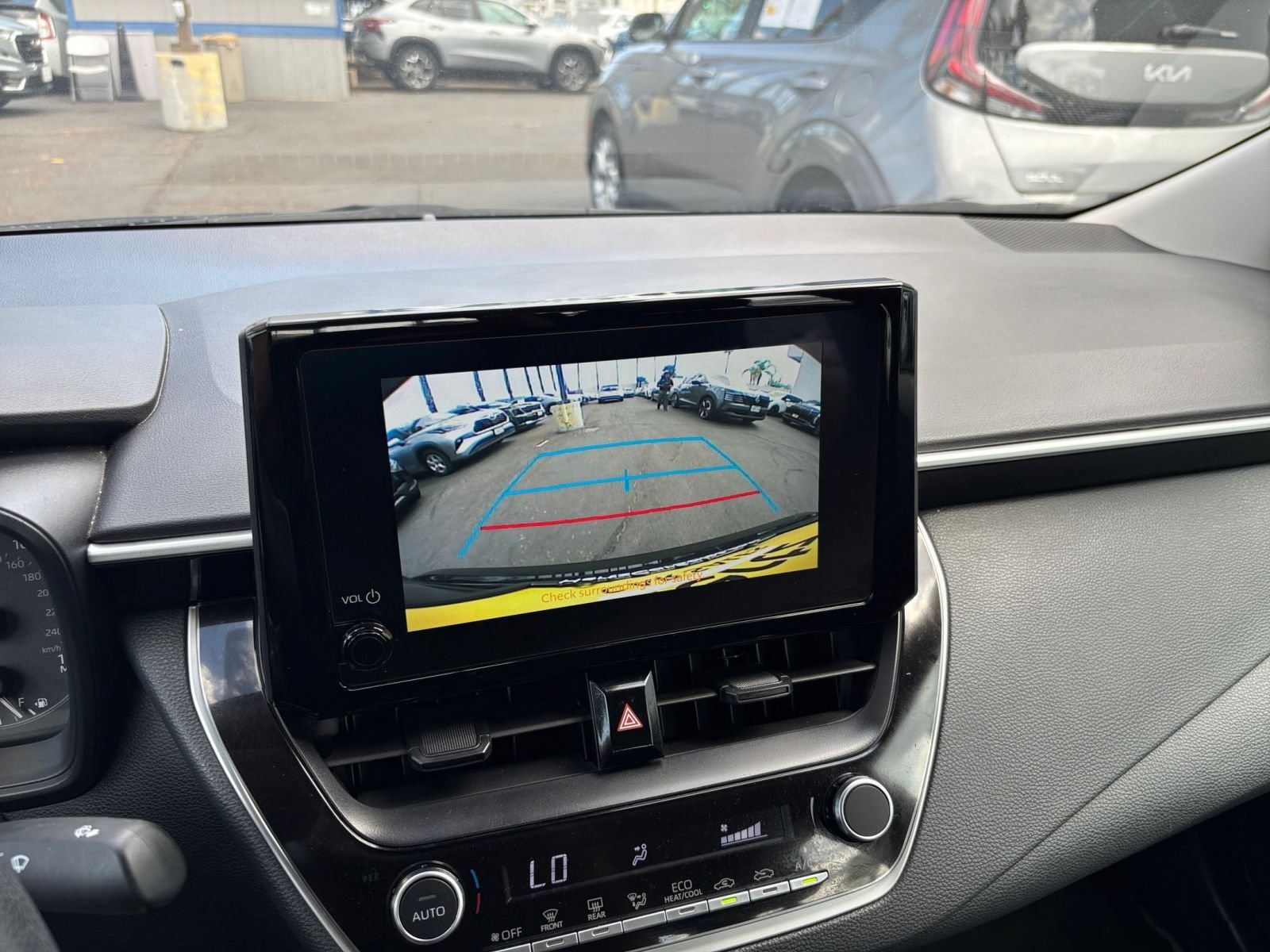 Used 2025 Toyota Corolla LE FWD image 21