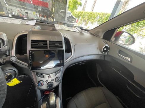 Used 2016 Chevrolet Sonic LT w/ Wheels and Fog Lamp Package FWD image 7