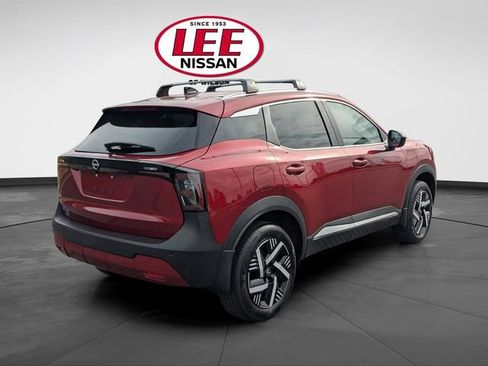 New 2026 Nissan Kicks SV w/ SV Premium Package FWD image 3