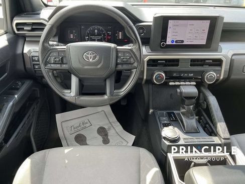 Used 2024 Toyota Tacoma SR5 AWD/4WD image 27