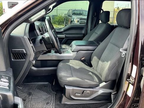 Used 2018 Ford F150 XLT w/ Equipment Group 302A Luxury AWD/4WD image 4