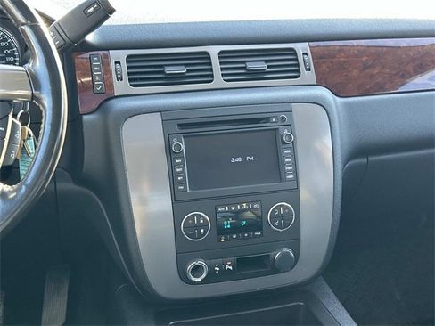 Used 2009 GMC Sierra 3500 SLT w/ SLT Convenience Package image 17