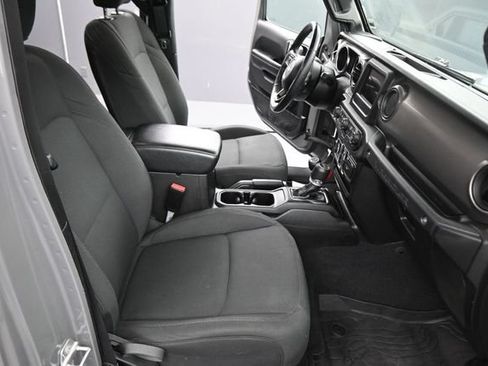 Used 2021 Jeep Wrangler Unlimited Sport AWD/4WD image 14