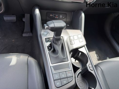 New 2026 Kia Sportage SX FWD image 17