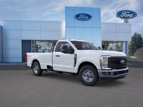 New 2026 Ford F250 XL w/ XL Chrome Package image 7