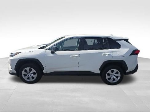 Used 2024 Toyota RAV4 LE AWD/4WD image 3
