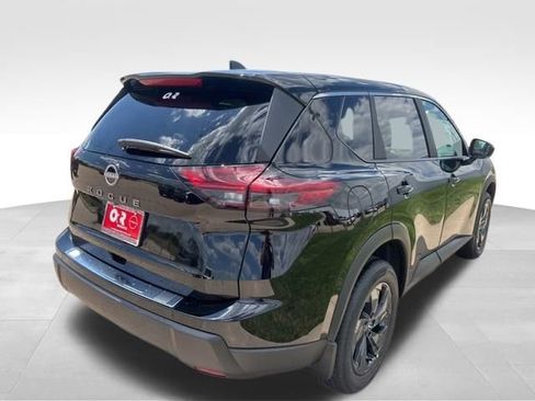 New 2026 Nissan Rogue SV FWD image 5