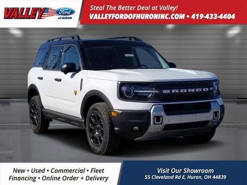 New 2026 Ford Bronco Sport Badlands w/ Badlands Tech Package AWD/4WD image 1