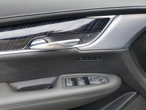 Certified 2025 Cadillac XT6 Premium Luxury FWD image 48
