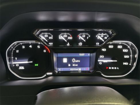 Certified 2022 GMC Sierra 1500 AT4 w/ AT4 Premium Package image 16