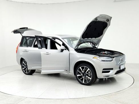 New 2025 Volvo XC90 B6 Plus w/ Protection Package Premier image 10