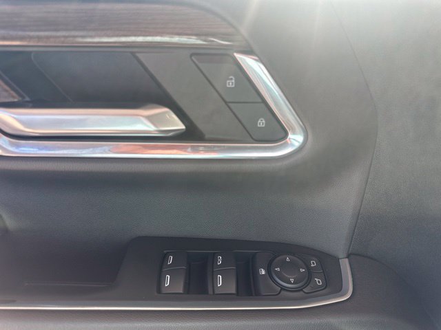 Used 2023 Chevrolet Silverado 1500 RST AWD/4WD image 27