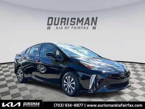 Used 2022 Toyota Prius XLE image 28