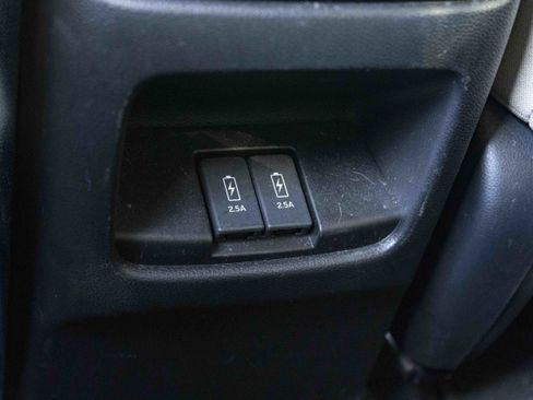 Used 2017 Honda CR-V EX image 40