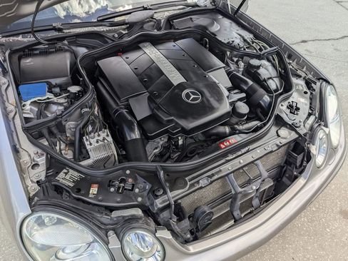 Used 2005 Mercedes-Benz E 500 Sedan image 18