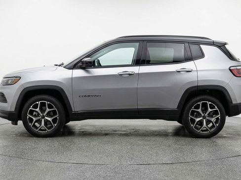 Used 2025 Jeep Compass Limited image 5