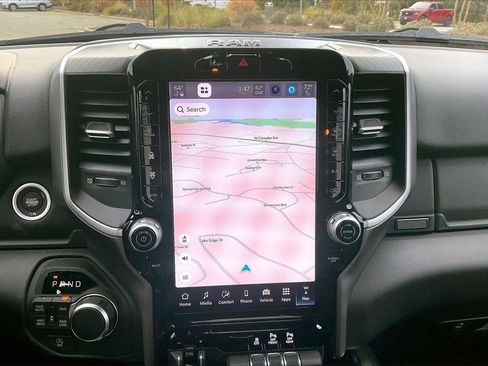 New 2026 RAM 1500 4x4 Crew Cab image 13