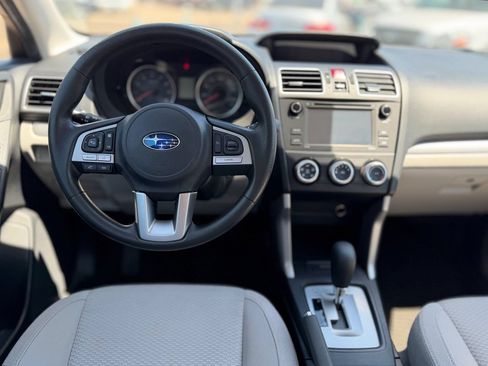 Used 2017 Subaru Forester 2.5i w/ Alloy Wheel Package AWD/4WD image 5