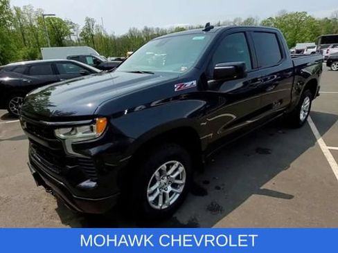Used 2023 Chevrolet Silverado 1500 RST AWD/4WD image 4