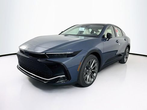 New 2026 Toyota Crown AWD/4WD image 3