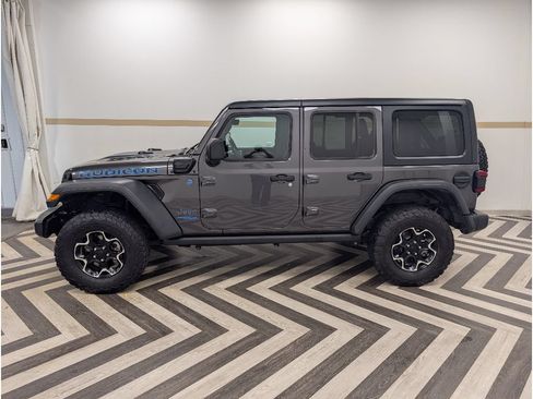 Used 2021 Jeep Wrangler Unlimited Rubicon 4xe w/ Cold Weather Group AWD/4WD image 3