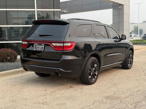 Used 2023 Dodge Durango R/T w/ Hemi Orange Plus Package AWD/4WD image 3