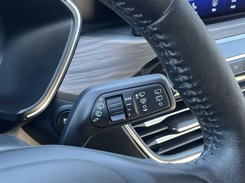 Used 2020 Ford Escape Titanium w/ Titanium Premium Package 2.0 image 34