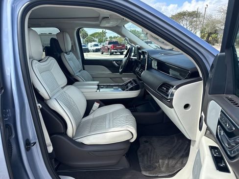 Used 2021 Lincoln Navigator L Black Label w/ Cargo Convenience Package image 28