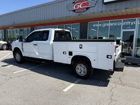 Used 2023 Ford F250 XL w/ XL Driver Assist Package AWD/4WD image 4